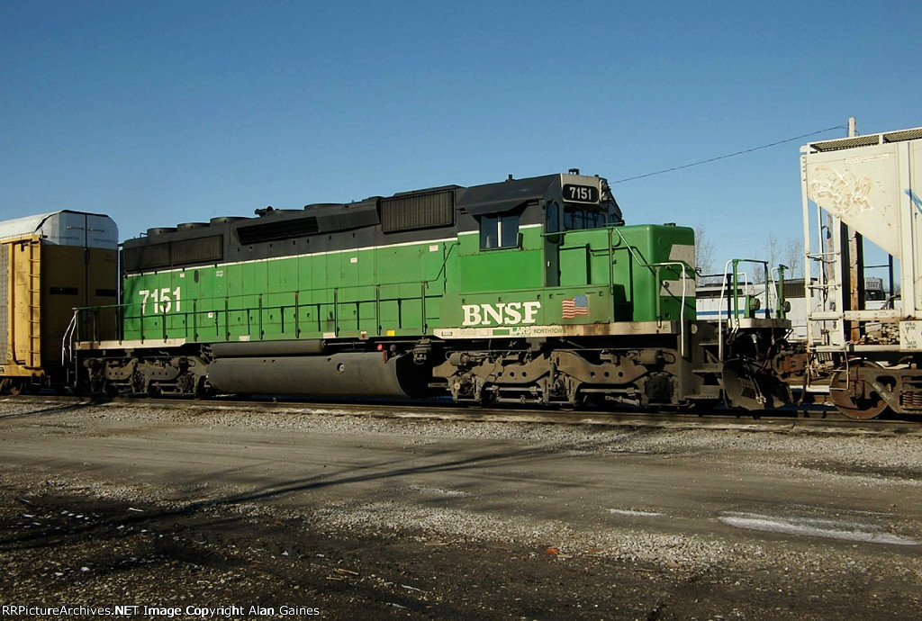 BNSF 7151